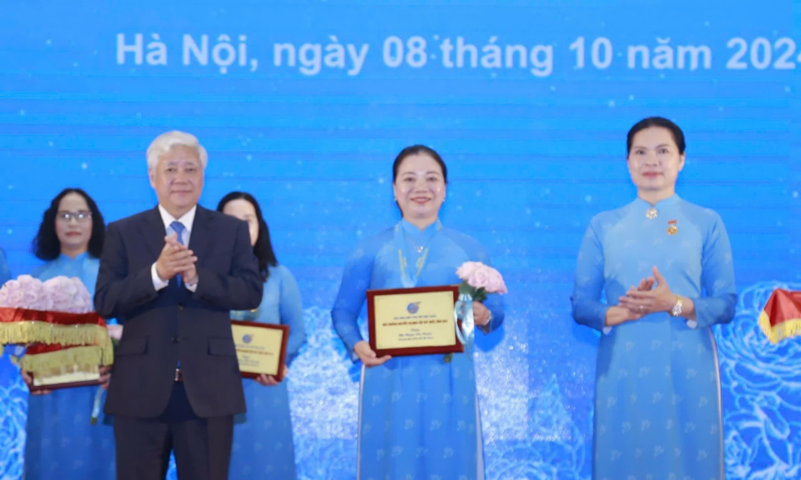 Two Bac Giang’s female cadres honored nationwide