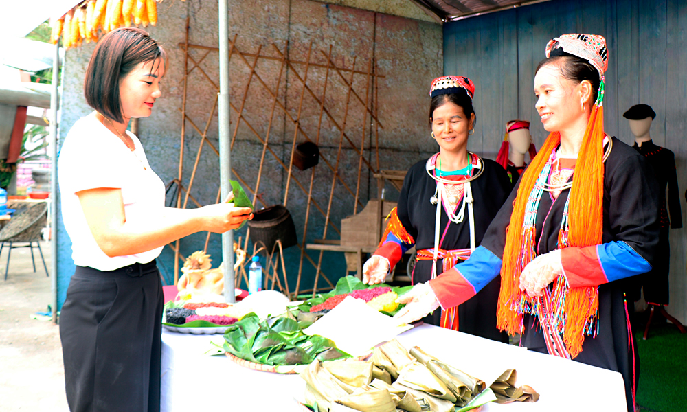 Bac Giang's local cuisines "hold" tourists