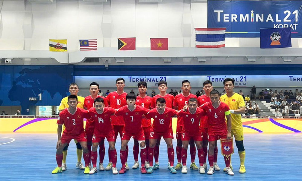 Vietnam take first win at regional futsal championship