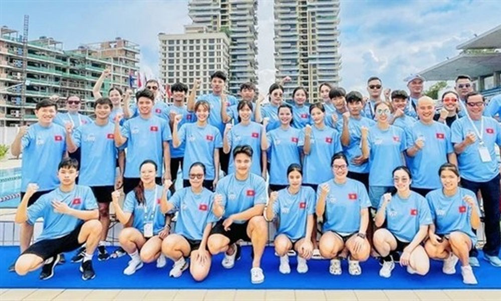 Vietnamese finswimmers dominate regional championship