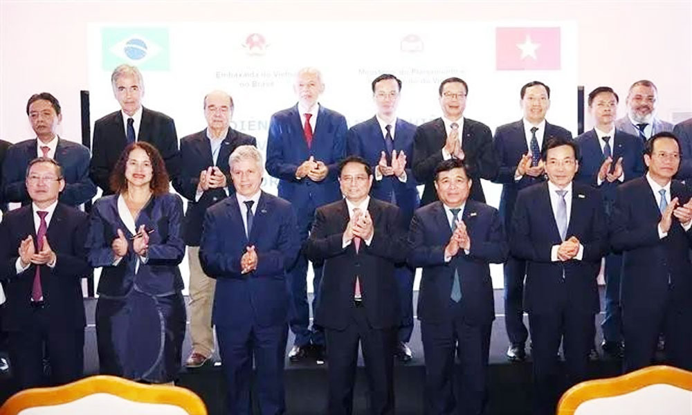 PM attends Vietnam-Brazil business forum in Rio de Janeiro