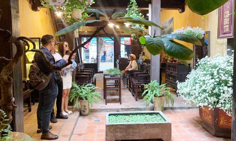 Various activities mark 20th anniversary of Hanoi Old Quarter’s recognition as national historical relic site