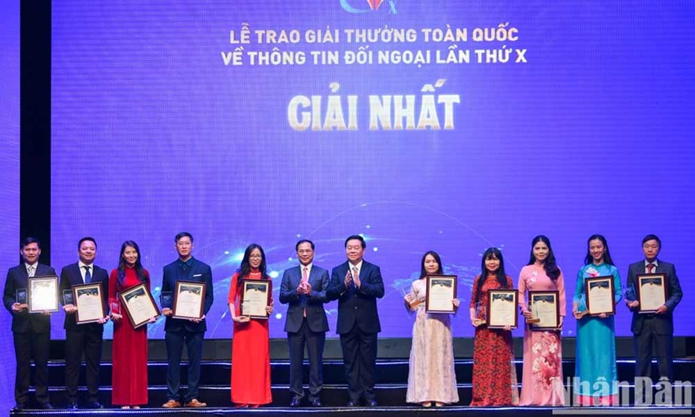 External information service showcases Vietnam's global standing