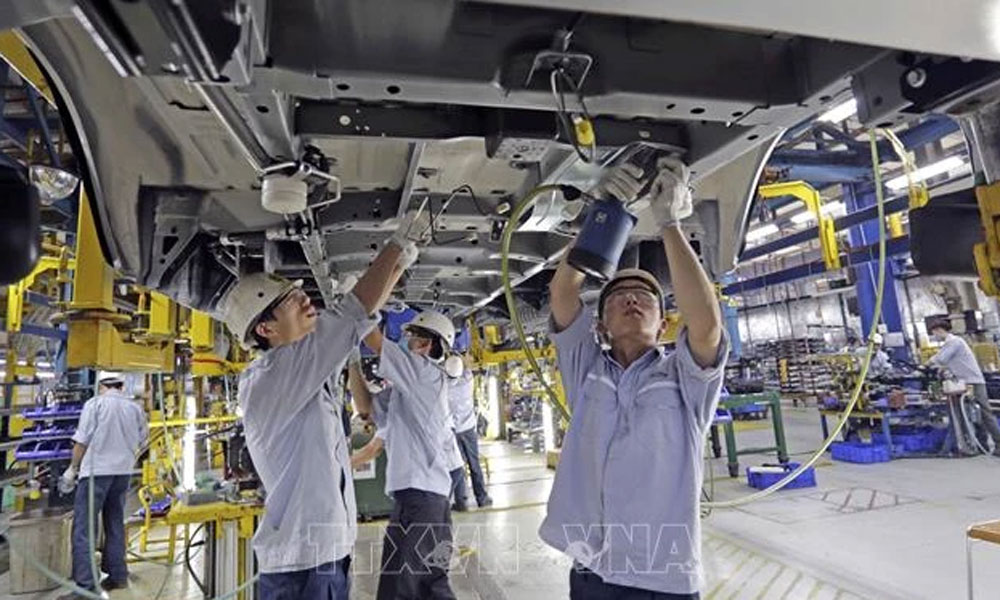 Vietnam’s industrial production rises by 8.4% in 11 months