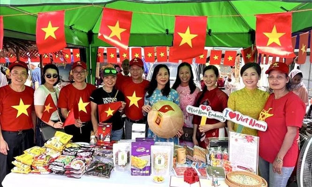 Vietnam leaves impression at 2024 Cultural Festival in Sri Lanka