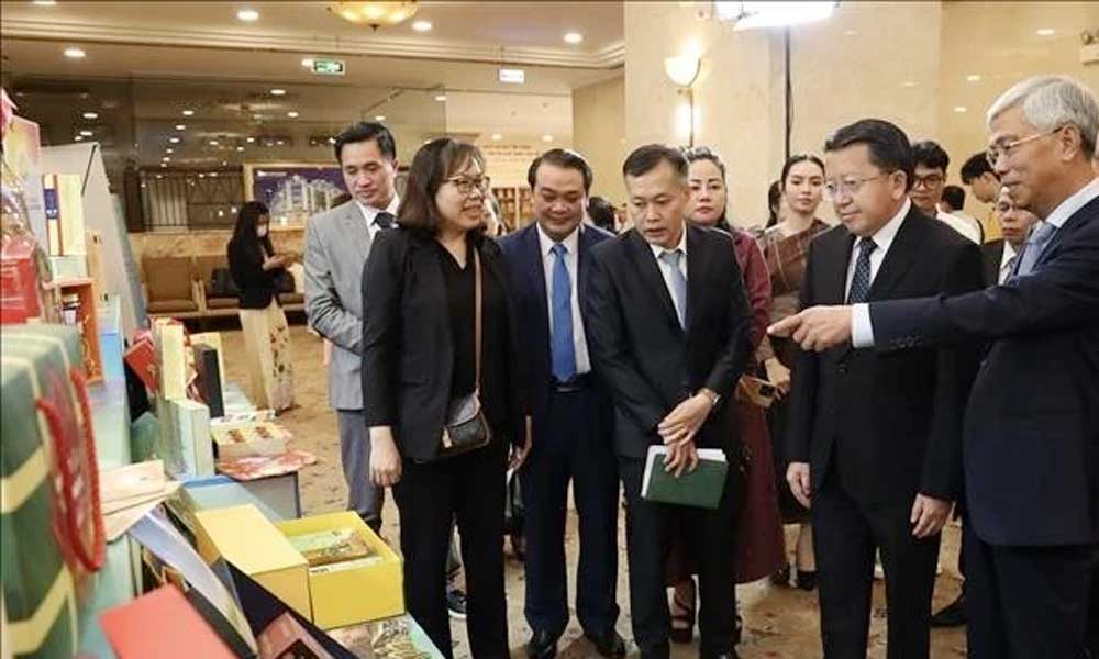 Vietnam, Laos maximise trade, investment cooperation potential