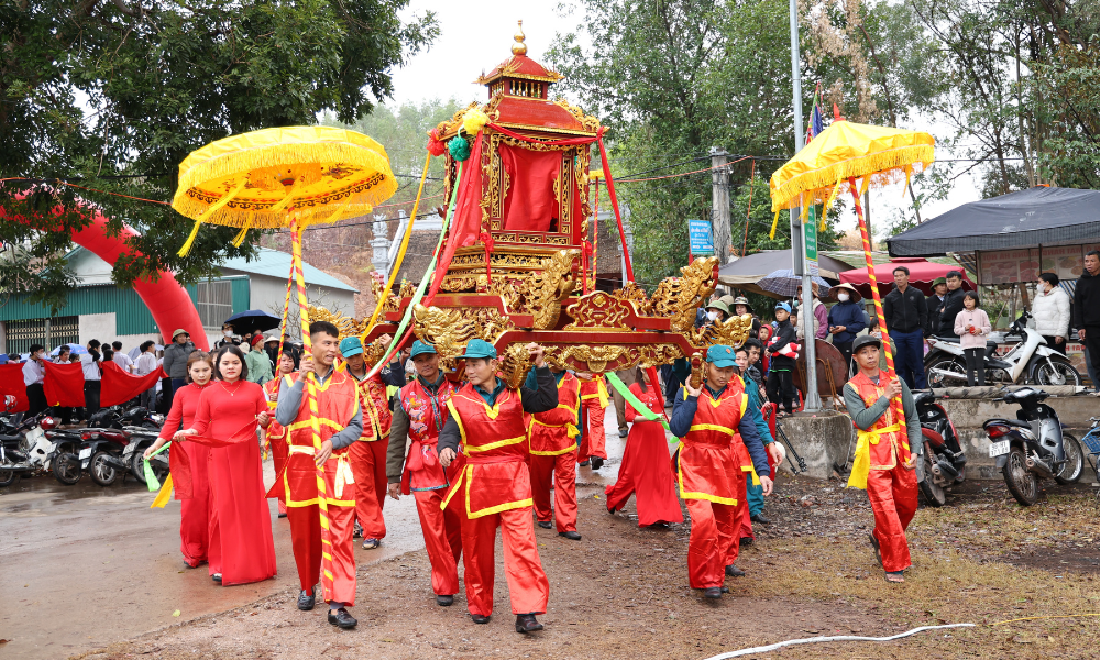 Vibrant cultural and sports activities at Danh temple festival