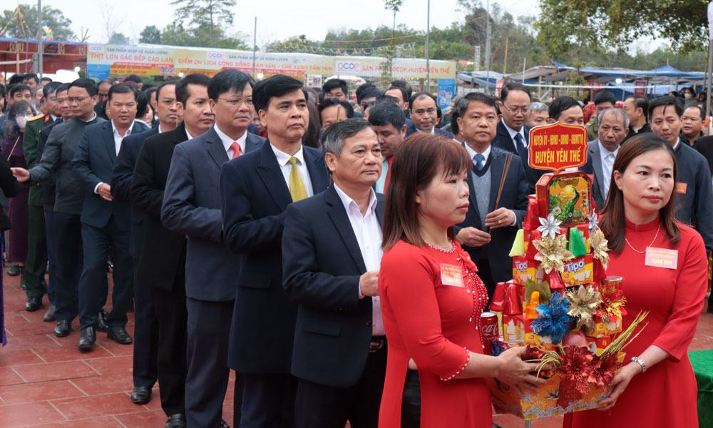 Xuan Lung - Thac Nga Festival preserves fine customs