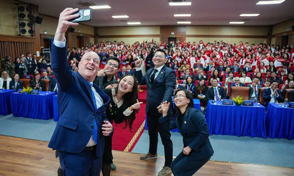 New Zealand increases number of scholarships for Vietnamese students by 56%