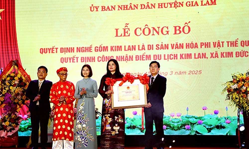 Hanoi's Kim Lan ceramics recognised as national intangible cultural heritage