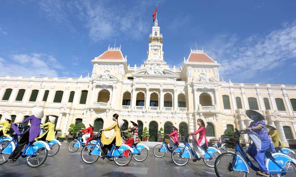 Vietnam’s struggle for independence captures global admiration