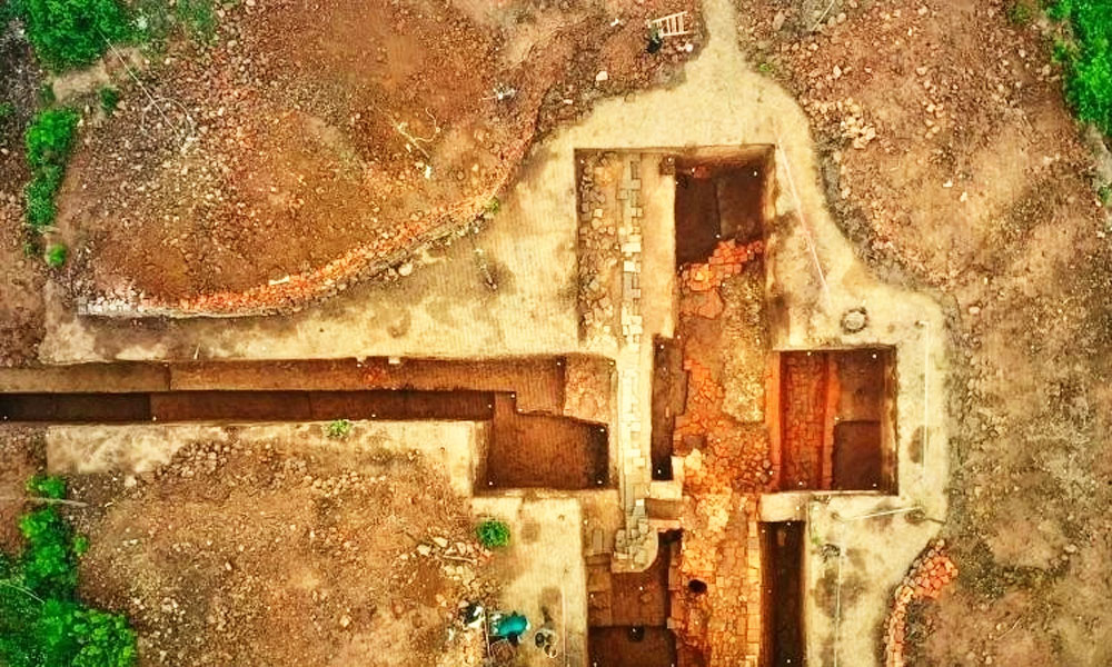Valuable architectural vestiges uncovered in Bac Ninh’s ancient citadel