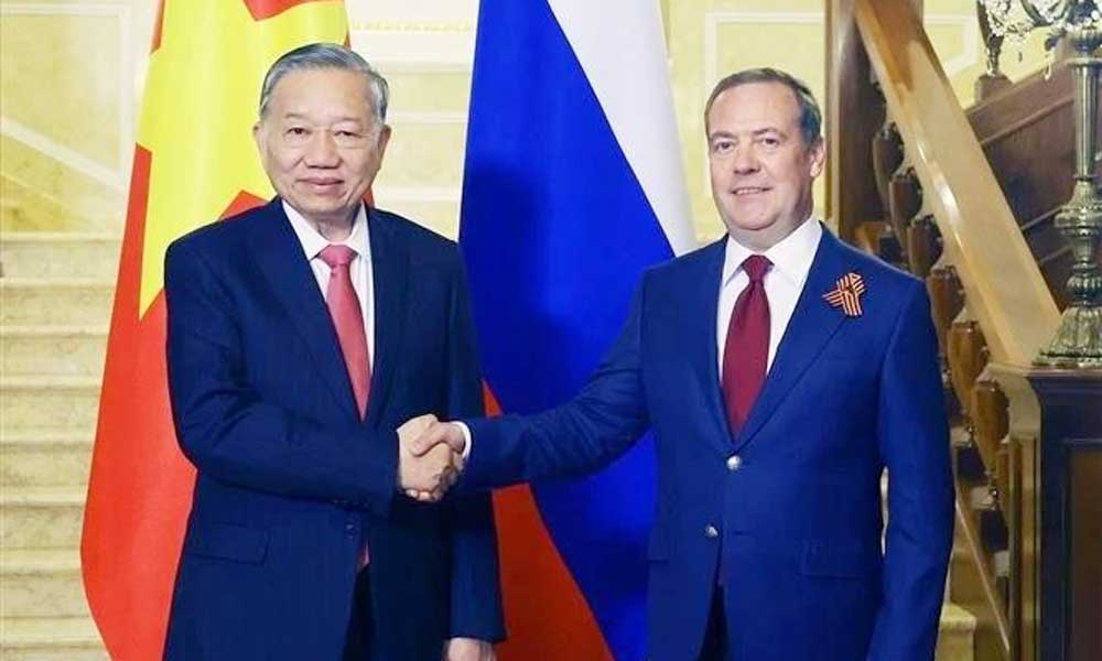 CPV – URP ties serve as solid foundation for Viet Nam – Russia relations: General Secretary