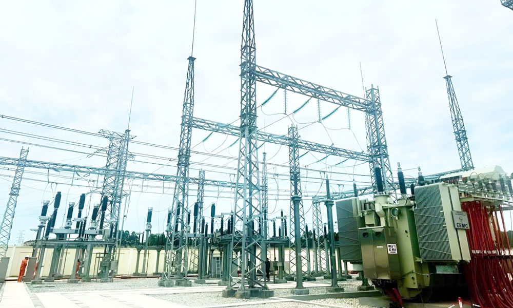 Power transmission line and 110 kV Bac Lung substation officially operated