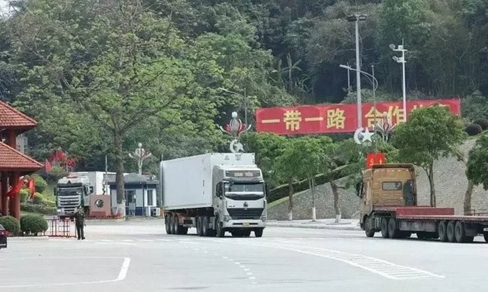 New Viet Nam-China international road transport route opens