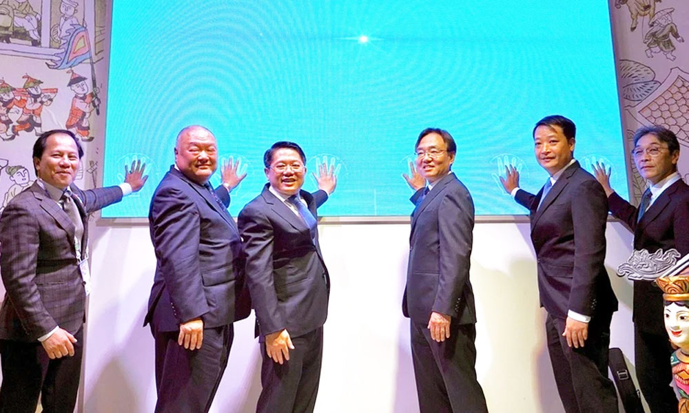 Viet Nam National Brand Week opens at EXPO 2025