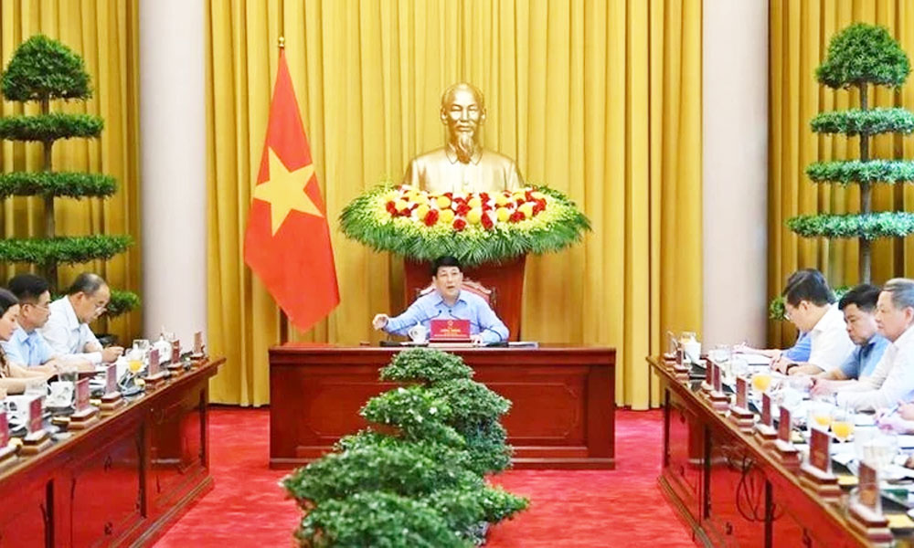 Presidential Office asked to stay focus to fulfil tasks for rest of 2025