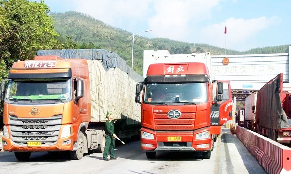 Customs revenue from import-export activities rises 9.2% in five months