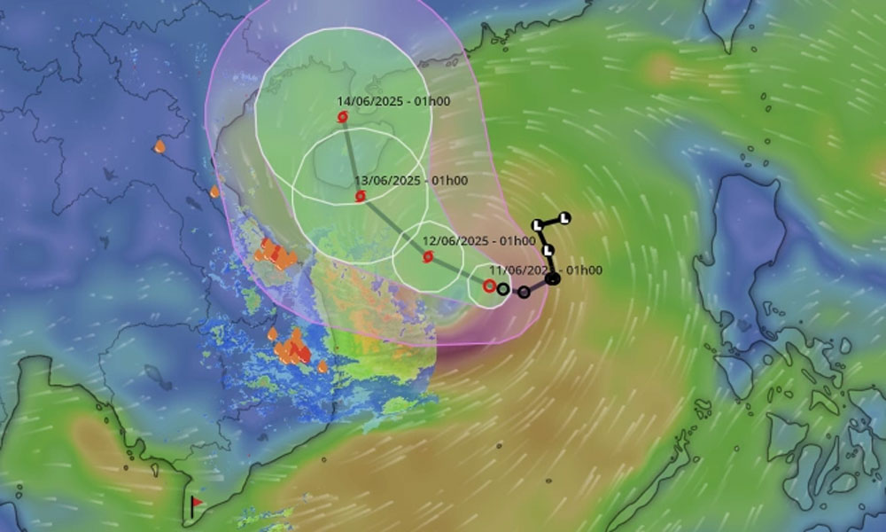 Tropical depression intensifies into storm, to bring heavy rain to central Vietnam