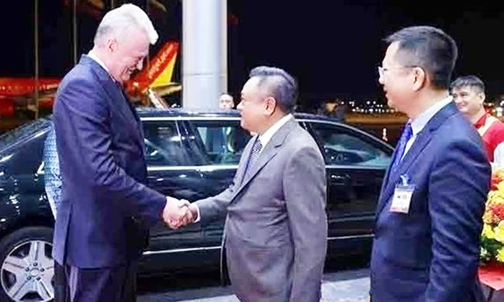 Lithuanian President begins official visit to Viet Nam