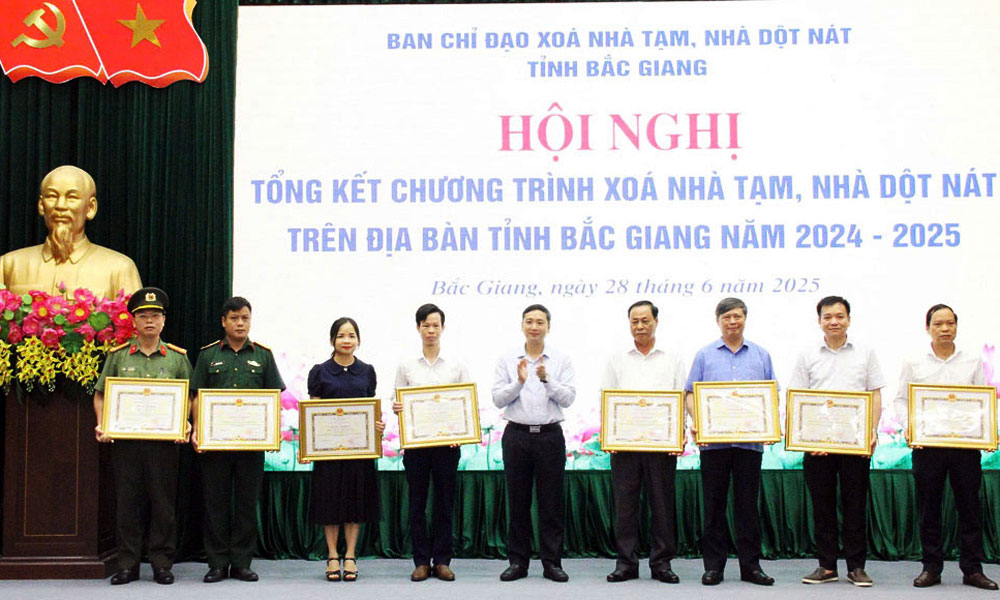Bac Giang completes programme to eliminate temporary and dilapidated houses