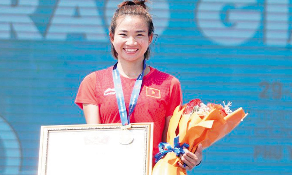 Bac Giang star runner Nguyen Thi Oanh wins 8th consecutive championship title at Tien Phong Marathon