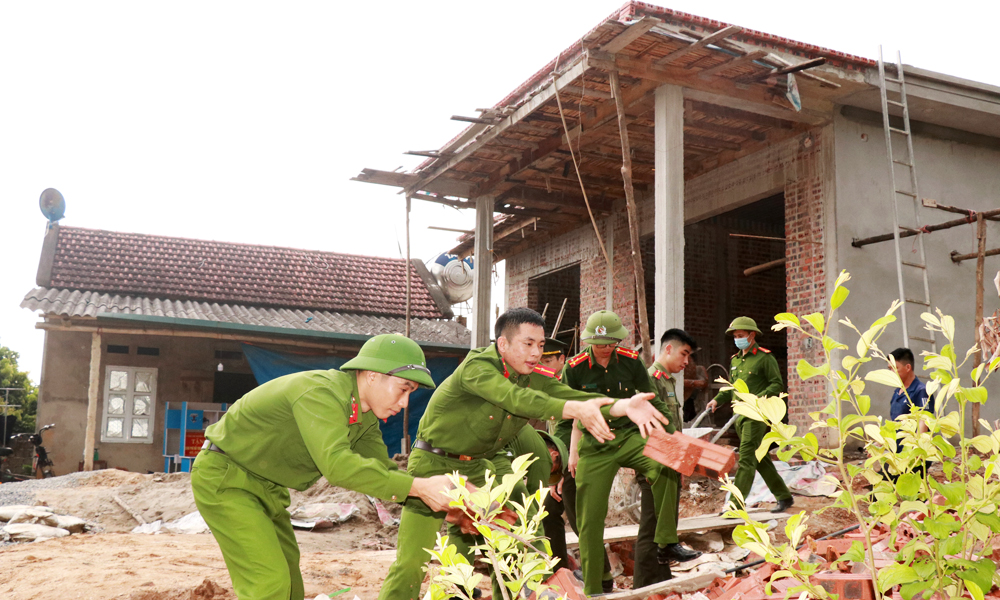  Thực hiện chương trình xóa nhà dột nát: Nỗ lực về đích 