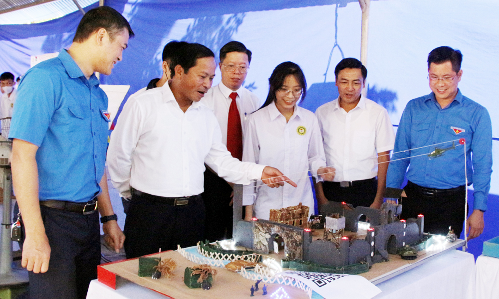  Khơi dậy khả năng sáng tạo của thanh niên trong thời đại số