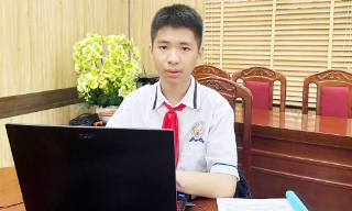Nam sinh nhỏ tuổi giành giải Nhất Hội thi tin học trẻ