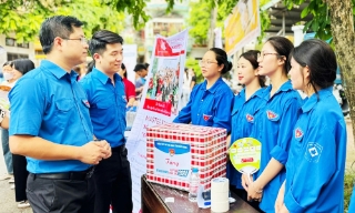 Tuổi trẻ tiếp sức mùa thi