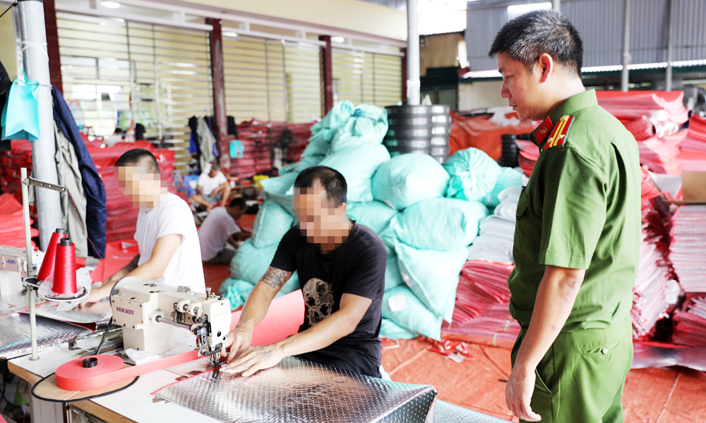  Hưởng ứng Tháng hành động phòng, chống ma túy: Sa ngã vì thú vui độc hại