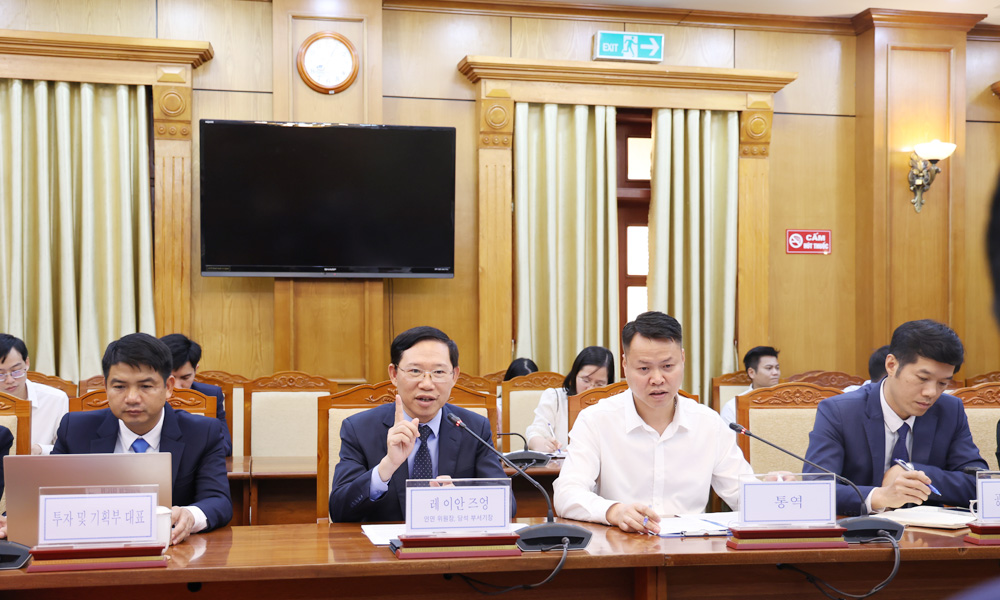 Chủ tịch UBND tỉnh Lê Ánh Dương tiếp Đoàn công tác Hiệp hội doanh nghiệp Hàn Quốc  
