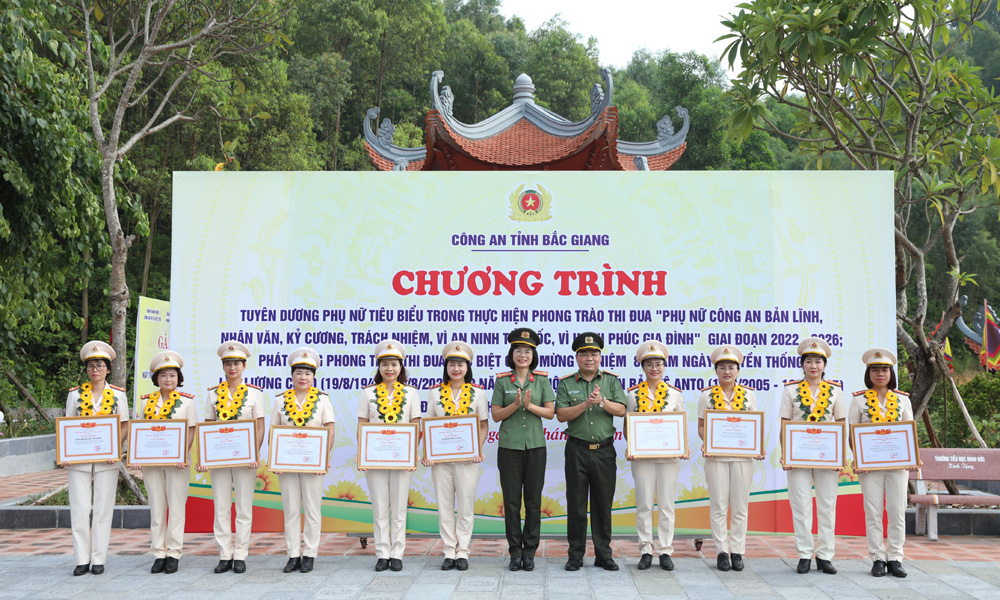 Công an tỉnh Bắc Giang phát động phong trào thi đua đặc biệt