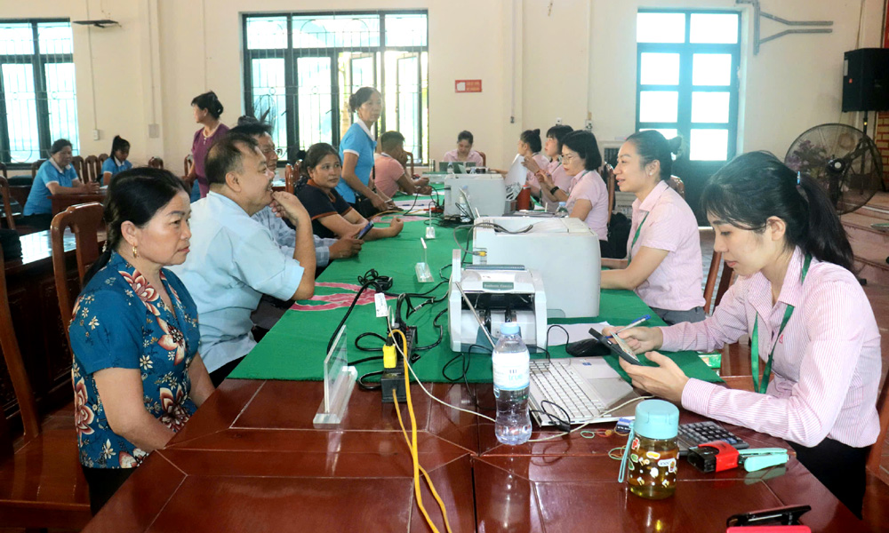  Lạng Giang: Giải ngân hơn 11 tỷ đồng hỗ trợ người nghèo bị ảnh hưởng bởi thiên tai