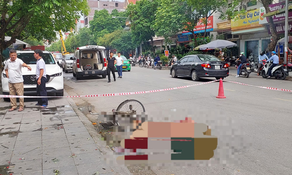  Va chạm với xe bồn chở bê tông, một phụ nữ tử vong
