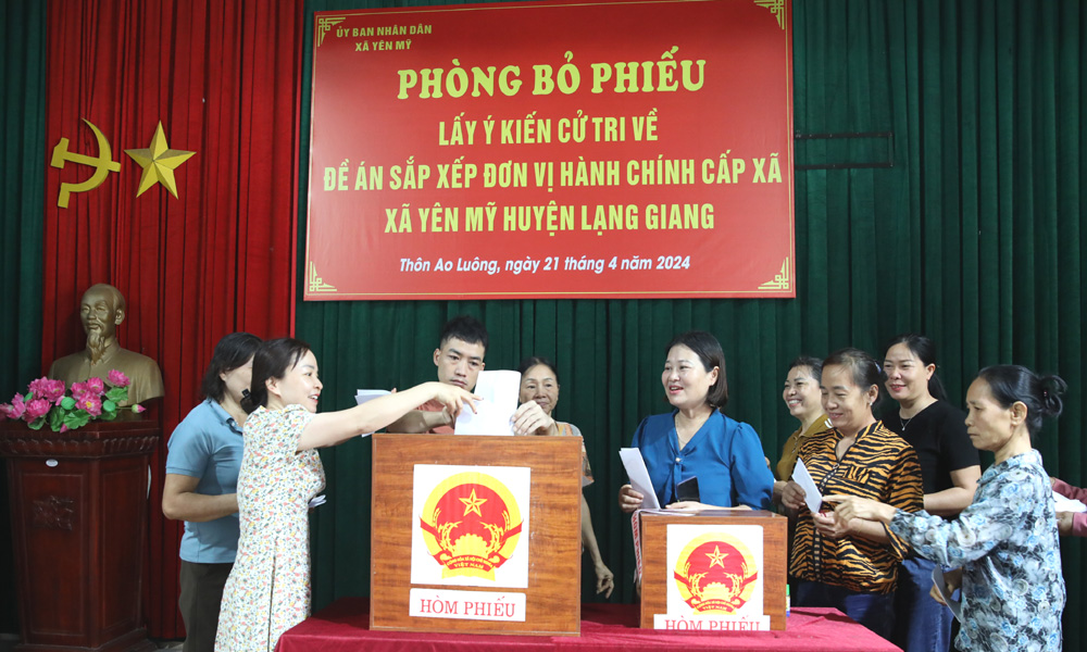 Lạng Giang: Gần 28 nghìn cử tri được lấy ý kiến về Đề án sắp xếp đơn vị hành chính cấp xã