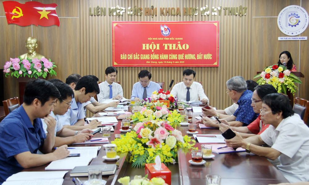  Hội thảo “Báo chí Bắc Giang đồng hành cùng quê hương, đất nước”