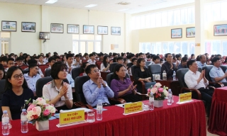 Phát động học sinh, sinh viên chấp hành pháp luật về an toàn giao thông