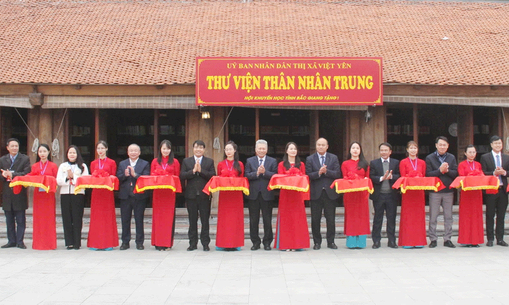  Khánh thành Thư viện Thân Nhân Trung