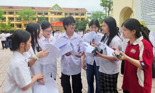 Gợi ý đáp án tham khảo môn Toán kỳ thi vào lớp 10 trung học phổ thông tại Bắc Giang
