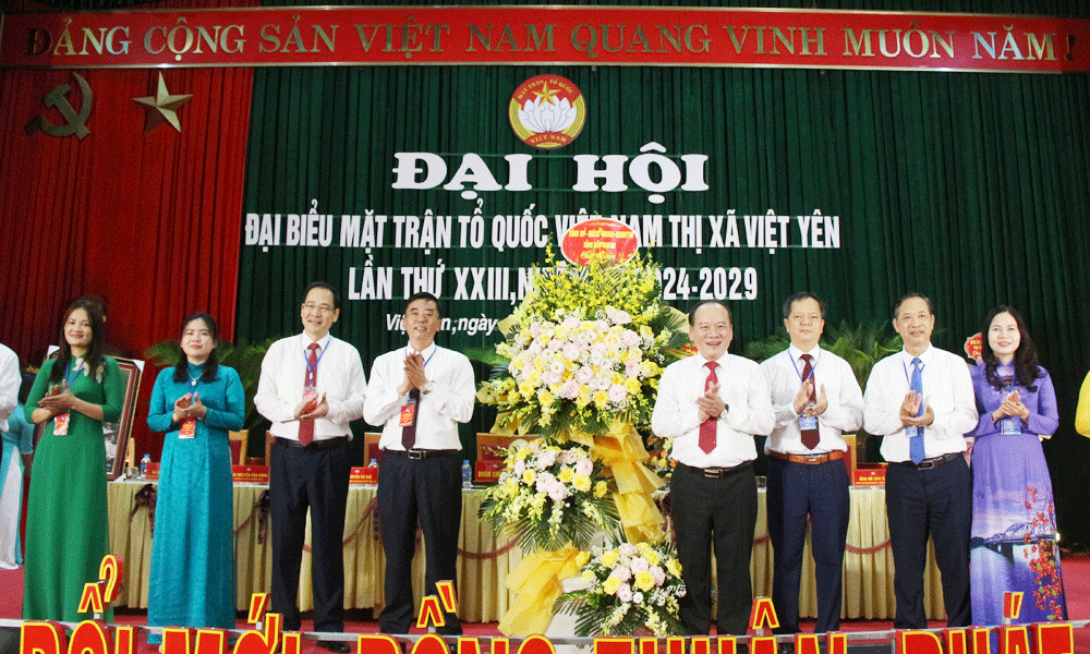 Đại hội MTTQ thị xã Việt Yên lần thứ XXIII: Đồng chí Chu Bá Tuân tiếp tục giữ chức Chủ tịch Ủy ban MTTQ thị xã