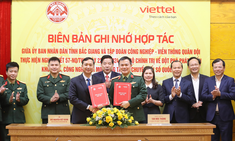  Tỉnh Bắc Giang hợp tác với Viettel phát triển khoa học, công nghệ, đổi mới sáng tạo và chuyển đổi số