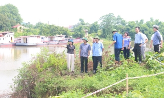 Đẩy nhanh tiến độ khắc phục sự cố, bảo đảm an toàn hệ thống đê trong mùa mưa bão