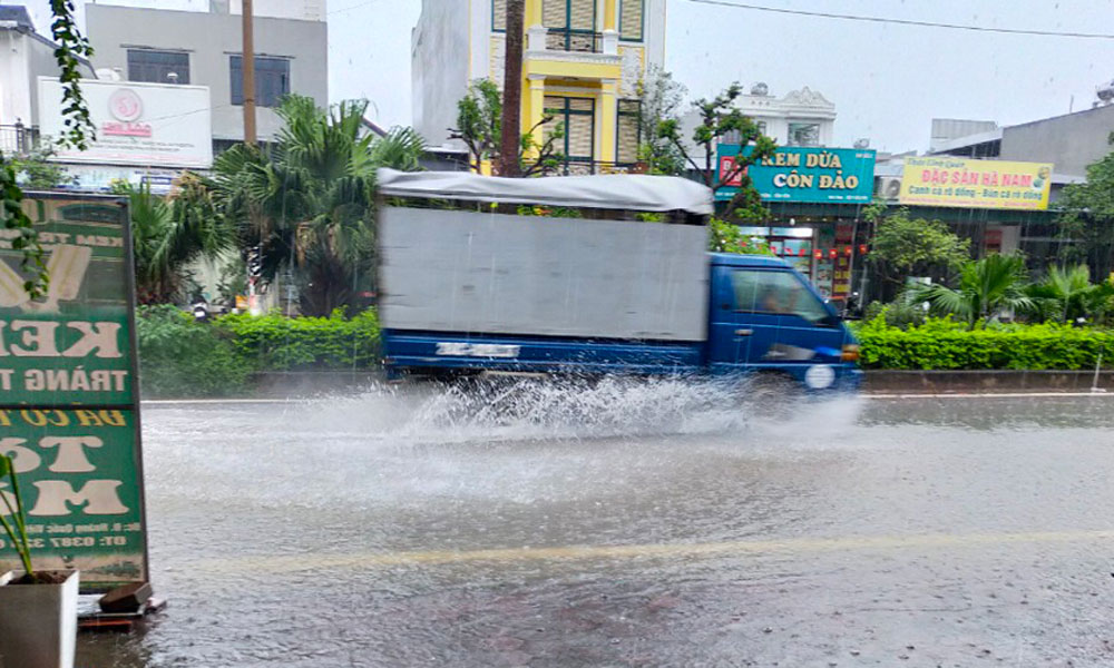  Bắc Giang: Cảnh báo dông, mưa lớn gây ngập úng cục bộ