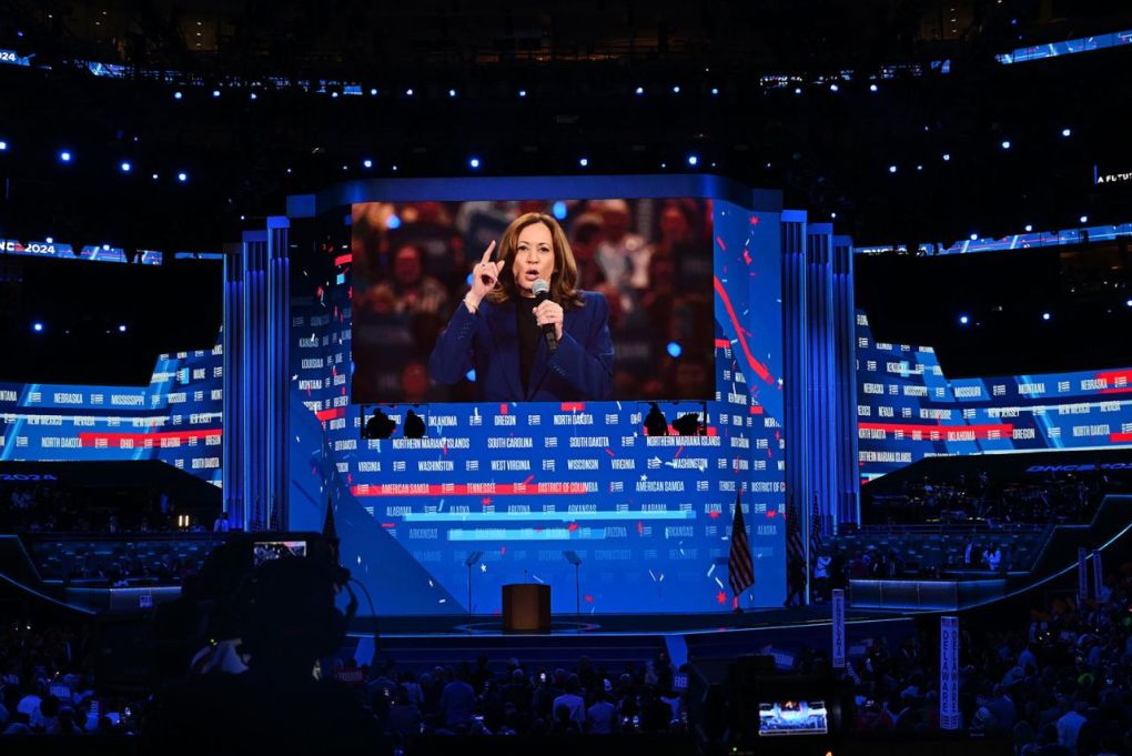 Bà Kamala Harris nhận đề cử ứng viên tổng thống đảng Dân chủ