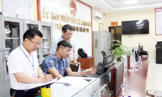 Kiểm tra đột xuất việc chấp hành kỷ luật, kỷ cương và đạo đức công vụ tại thị xã Việt Yên