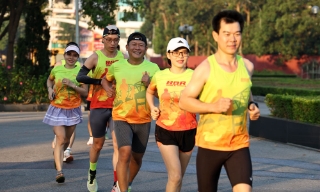 Các runner sẵn sàng cho ngày hội lớn