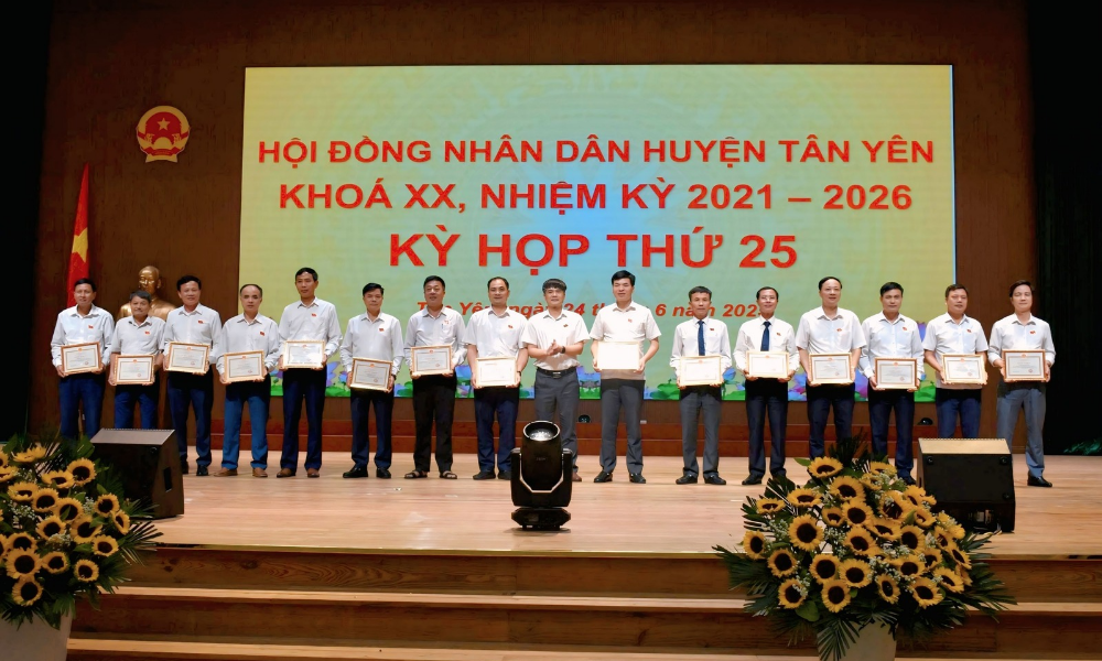  Kỳ họp thứ 25, HĐND huyện Tân Yên khóa XX thông qua một số nghị quyết quan trọng
