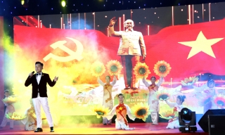 Hiệp Hòa: Đặc sắc chương trình nghệ thuật chào mừng kỷ niệm 80 năm khởi nghĩa giành chính quyền 