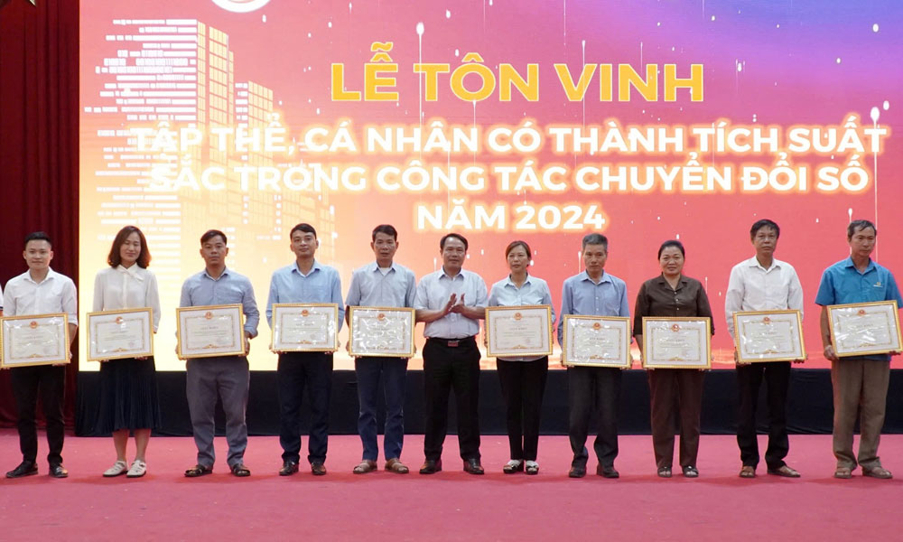  Đẩy mạnh ứng dụng số trong các lĩnh vực thiết yếu, nâng cao chất lượng cuộc sống người dân